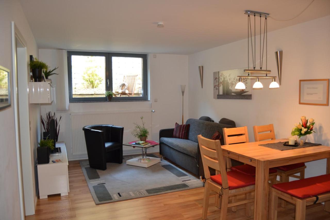 Apartment Fewo-burgund *